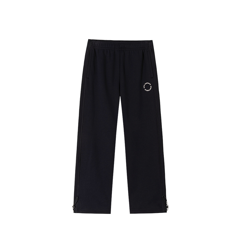 Вязаные спортивные штаны Variety Training Collection для мужчин Anta, basic черный
Вязаные спортивные штаны Variety Training Collection для мужчин Anta, basic черный