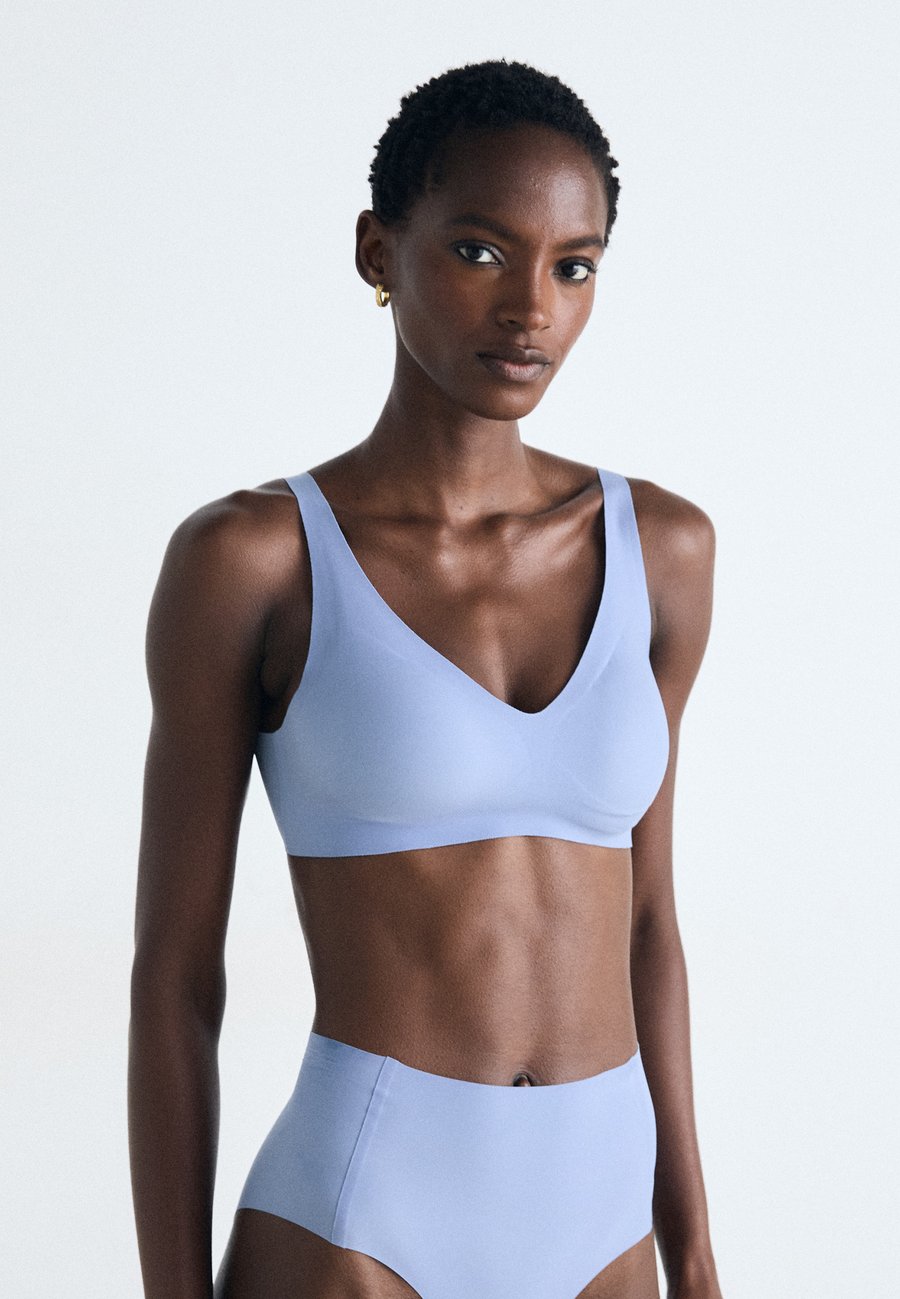 Бюстгальтер Sloggi FEEL 2.0 BRA, Chambray/Blue
Бюстгальтер Sloggi FEEL 2.0 BRA, Chambray/Blue