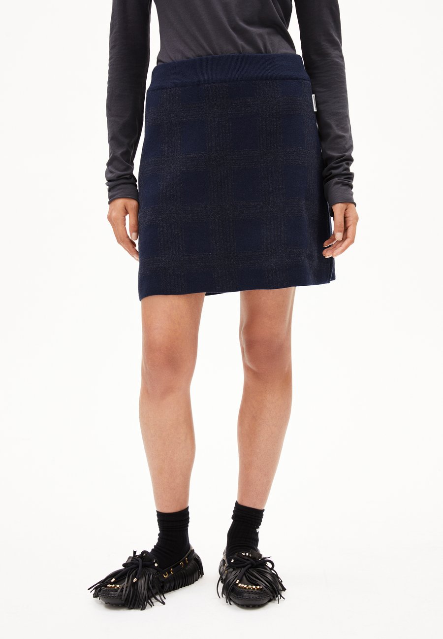 Юбка ARMEDANGELS DARLAA CHECK, Night Sky Steel Melange/Dark Blue
Юбка ARMEDANGELS DARLAA CHECK, Night Sky Steel Melange/Dark Blue