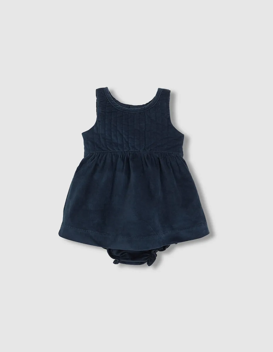 Велюровый детский комбинезон Gocco, темно-зеленый
Велюровый детский комбинезон Gocco, темно-зеленый