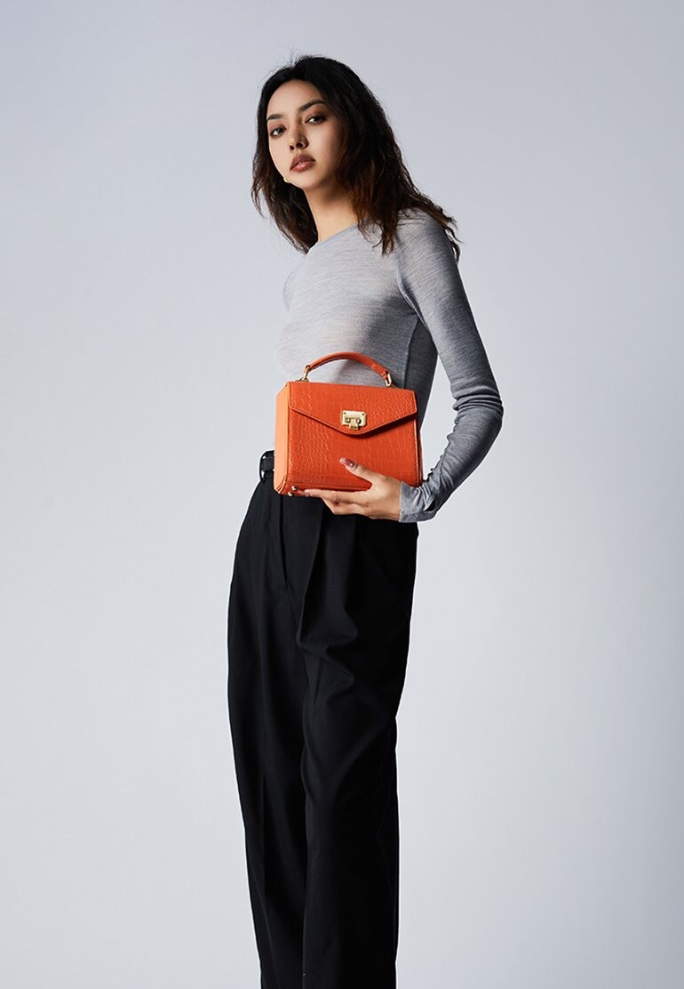 Сумка Victoria Hyde, оранжевый
Сумка Victoria Hyde, оранжевый