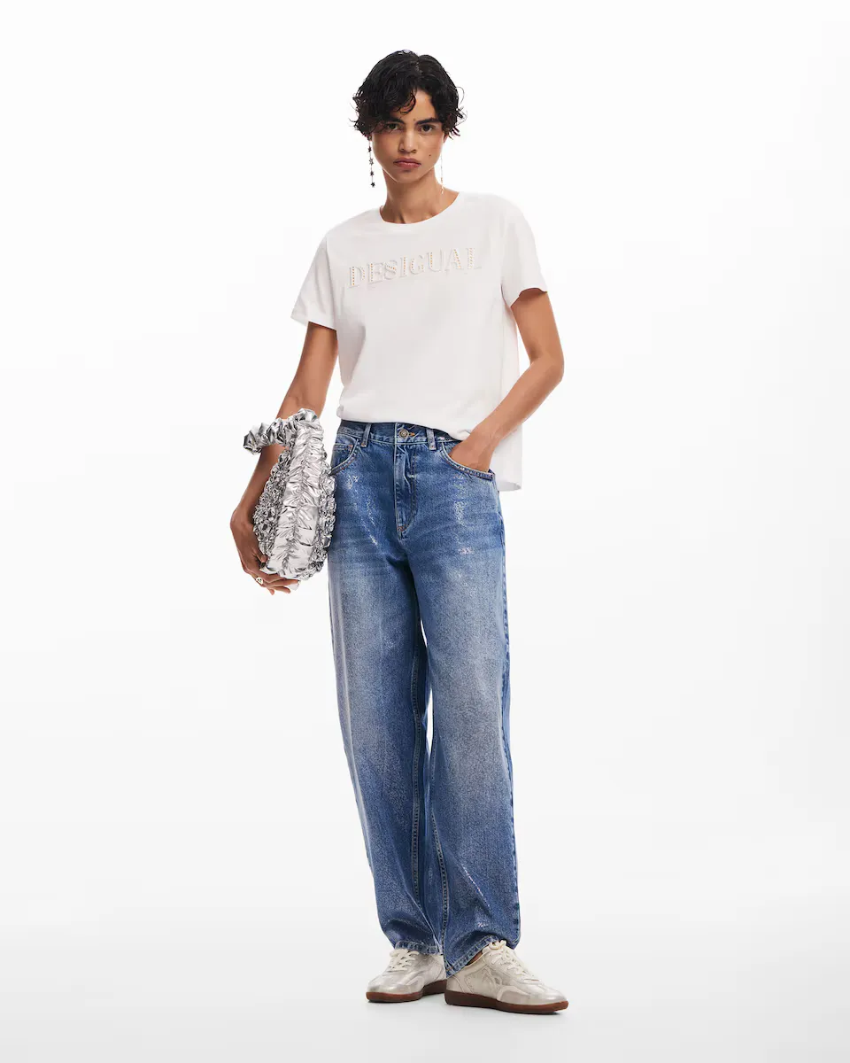 Женская футболка с логотипом из страз Desigual, белый
Женская футболка с логотипом из страз Desigual, белый