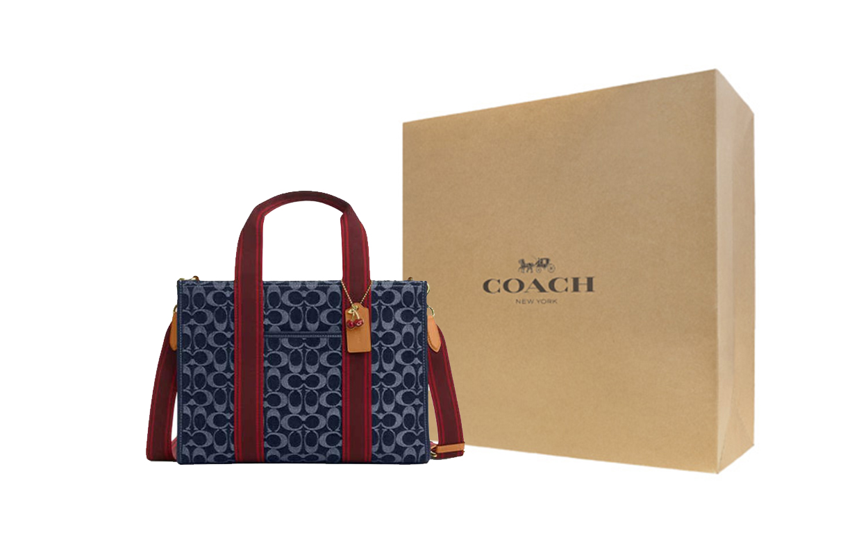 COACH Сумка из ткани смит
COACH Сумка из ткани смит