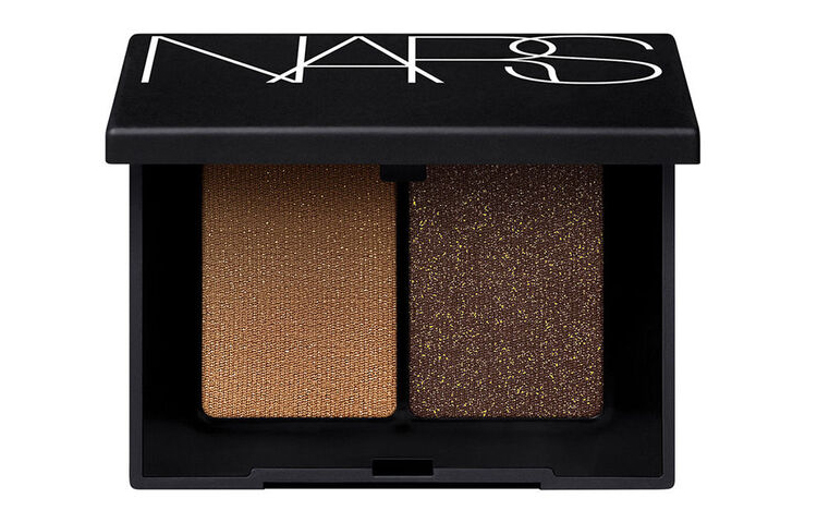 Двухцветные тени для век Natural No Transfer Adherent Eye Enhancing 2,2 г NARS
Двухцветные тени для век Natural No Transfer Adherent Eye Enhancing 2,2 г NARS