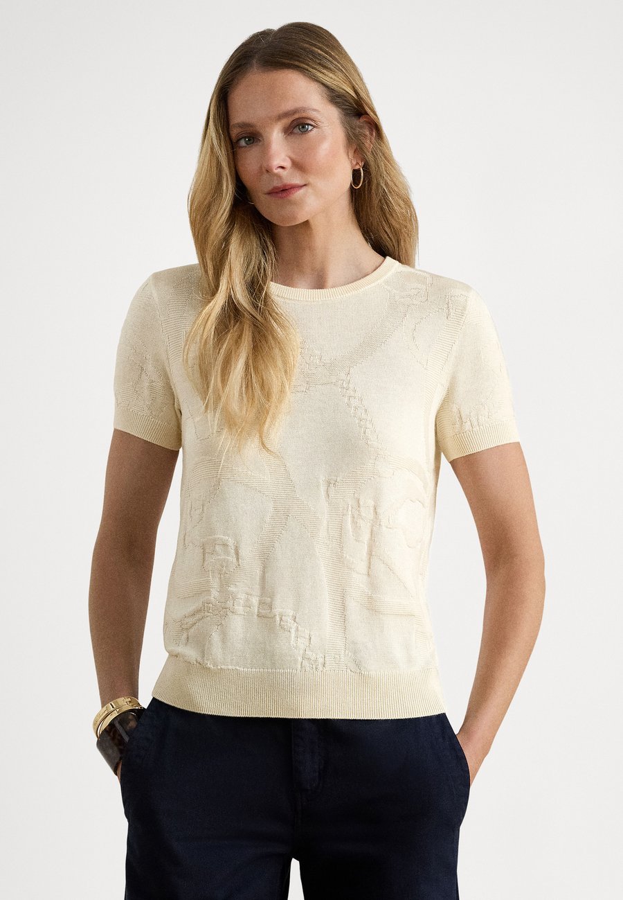 Футболка Lauren Ralph Lauren BELTING-MOTIF SHORT-SLEEVE SWEATER, Mascarpone Cream/Off-White, Белый, Футболка Lauren Ralph Lauren BELTING-MOTIF SHORT-SLEEVE SWEATER, Mascarpone Cream/Off-White
Футболка Lauren Ralph Lauren BELTING-MOTIF SHORT-SLEEVE SWEATER, Mascarpone Cream/Off-White, Белый, Футболка Lauren Ralph Lauren BELTING-MOTIF SHORT-SLEEVE SWEATER, Mascarpone Cream/Off-White