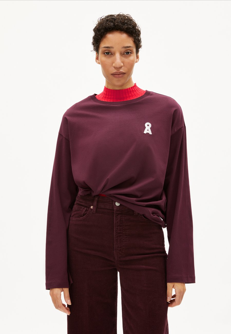 Топ ARMEDANGELS ICONIC Å FIETAA, Dark Cranberry/Bordeaux
Топ ARMEDANGELS ICONIC Å FIETAA, Dark Cranberry/Bordeaux