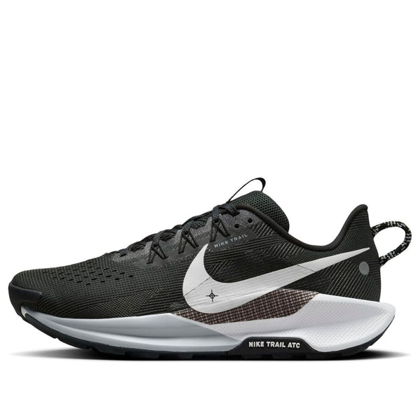 Кроссовки react pegasus trail 5 'black anthracite wolf grey white' Nike, черный
Кроссовки react pegasus trail 5 'black anthracite wolf grey white' Nike, черный