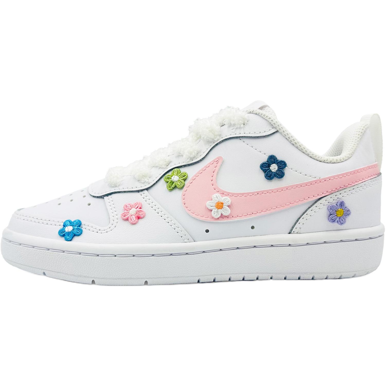 Ковер Court Borough YIMING Manufacturing, цветочный молочный пуф, противоскользящий, устойчивый к истиранию, амортизирующий, низкий верх Nike, розовый белый
Ковер Court Borough YIMING Manufacturing, цветочный молочный пуф, противоскользящий, устойчивый к истиранию, амортизирующий, низкий верх Nike, розовый белый