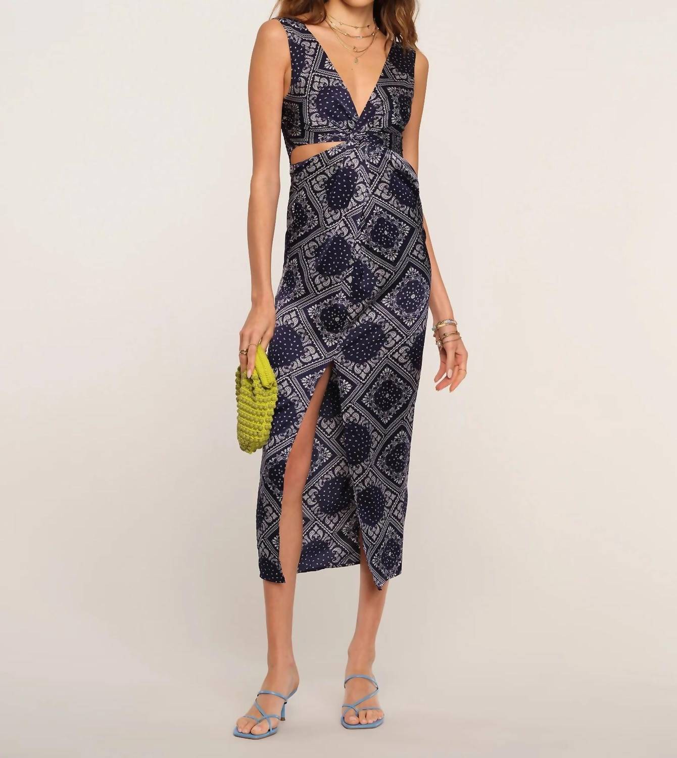 Платье Китти в лазурите heartloom, цвет lapis
Платье Китти в лазурите heartloom, цвет lapis