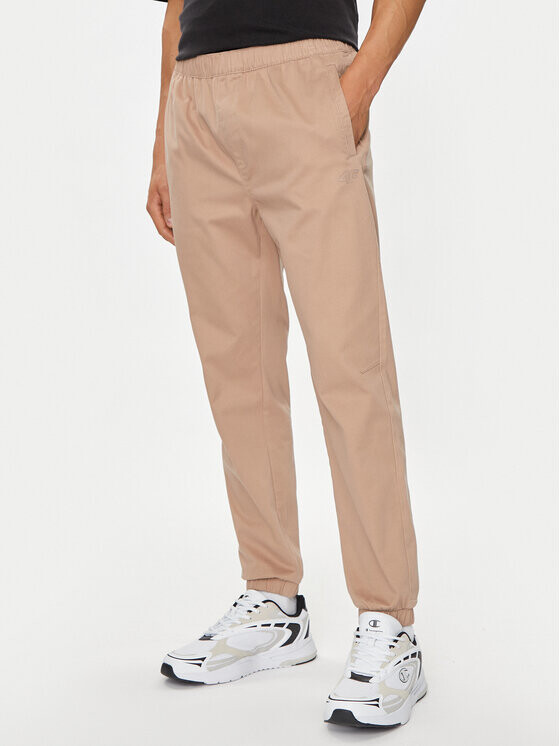 Спортивные брюки стандартного кроя 4F, бежевый 
Спортивные брюки стандартного кроя 4F, бежевый