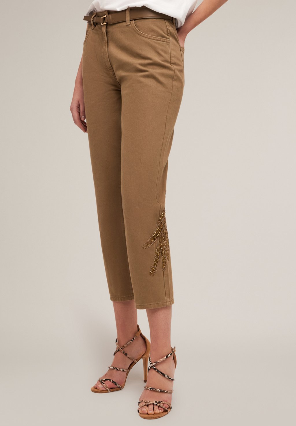 Брюки CON PATCH RICAMATO Motivi, цвет Verde Militare
Брюки CON PATCH RICAMATO Motivi, цвет Verde Militare