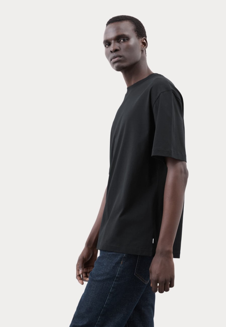 Футболка Autograph Basic T-shirt, Black, Черный, Футболка Autograph Basic T-shirt, Black
Футболка Autograph Basic T-shirt, Black, Черный, Футболка Autograph Basic T-shirt, Black
