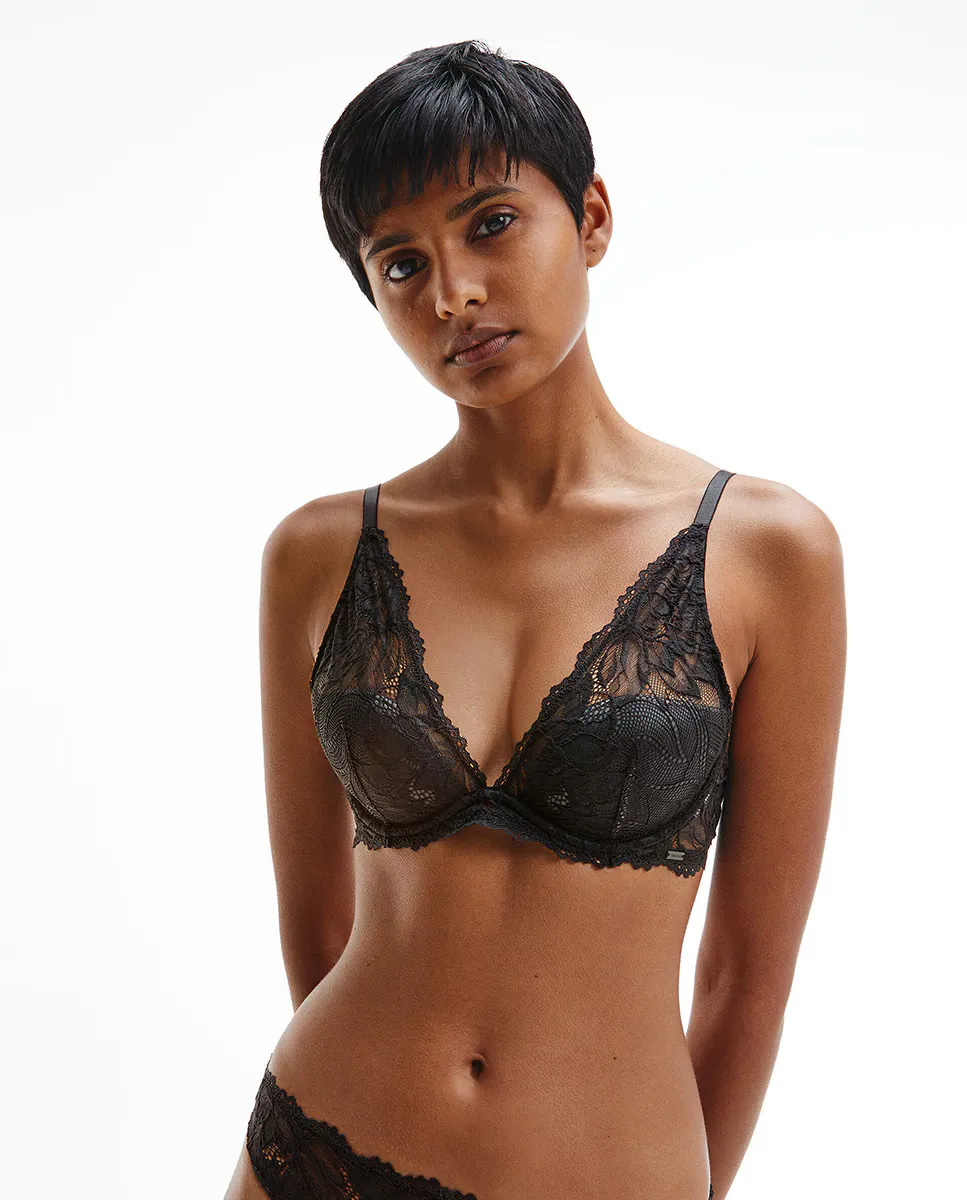 Бюстгальтер на косточках с низким вырезом - Sed Comfort Lotus Calvin Klein, черный
Бюстгальтер на косточках с низким вырезом - Sed Comfort Lotus Calvin Klein, черный