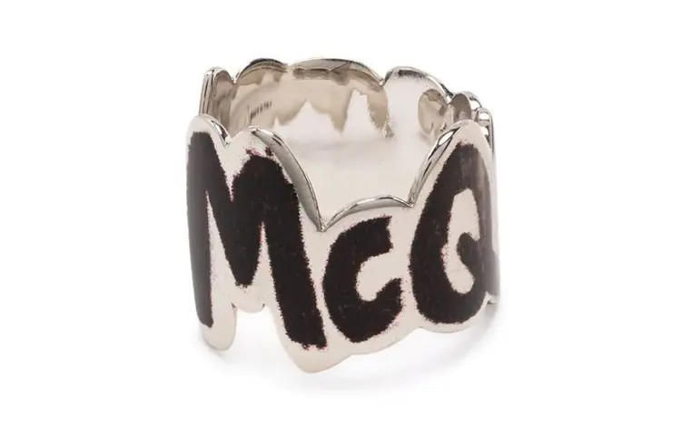 Граффити кафф для уха Alexander McQueen, серебро
Граффити кафф для уха Alexander McQueen, серебро