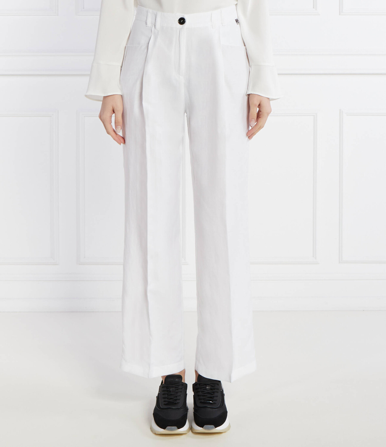 Брюки Marc Cain WASCO Loose fit, белый
Брюки Marc Cain WASCO Loose fit, белый