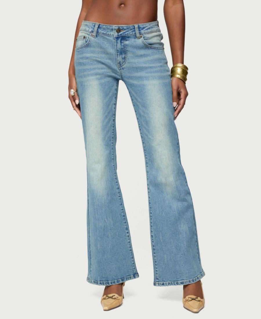 Женские джинсы Jenni Washed с низкой посадкой и расклешенной юбкой Edikted, Blue-washed
Женские джинсы Jenni Washed с низкой посадкой и расклешенной юбкой Edikted, Blue-washed