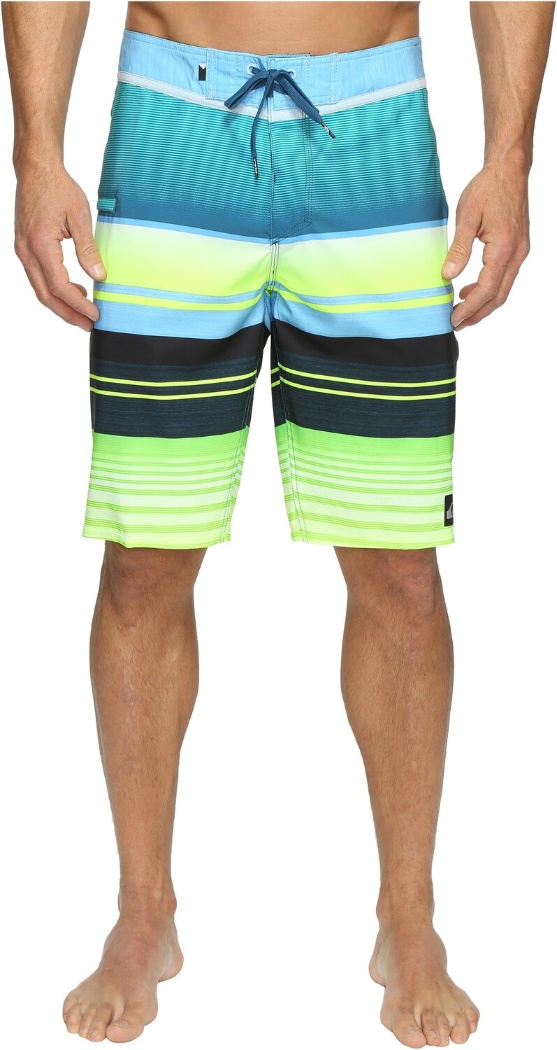 Шорты для плавания с полосками на каждый день, размер 21 дюйм Quiksilver, цвет Moroccan Blue
Шорты для плавания с полосками на каждый день, размер 21 дюйм Quiksilver, цвет Moroccan Blue