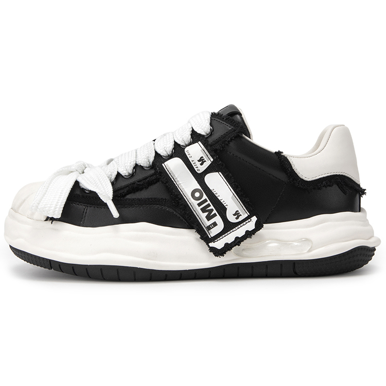 Низкие кеды для скейтбординга унисекс MIO, черный Leather Style
Низкие кеды для скейтбординга унисекс MIO, черный Leather Style