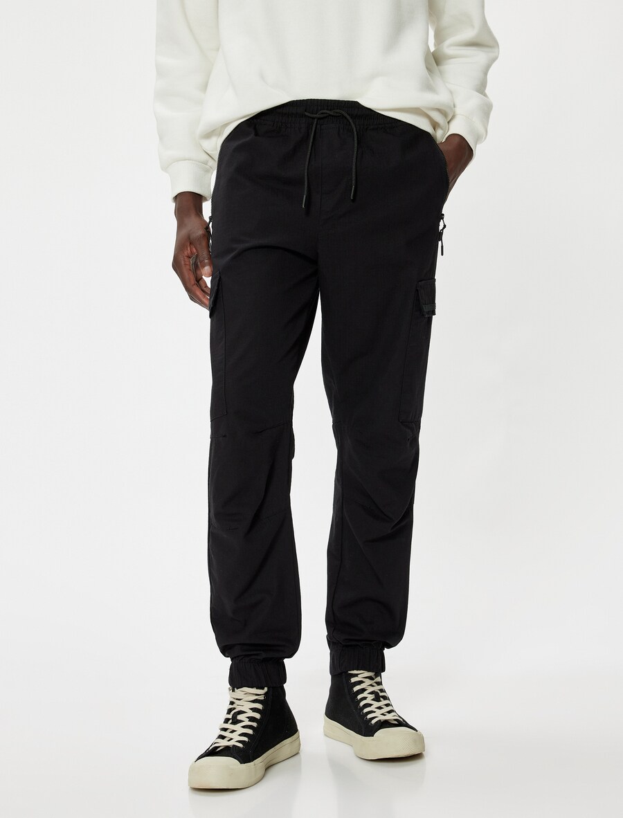 Обычные брюки Koton, черный
Обычные брюки Koton, черный