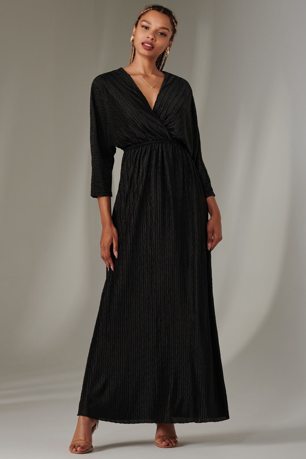 Платье миди из шифона с оборкой по подолу Jolie Moi, черный
Платье миди из шифона с оборкой по подолу Jolie Moi, черный