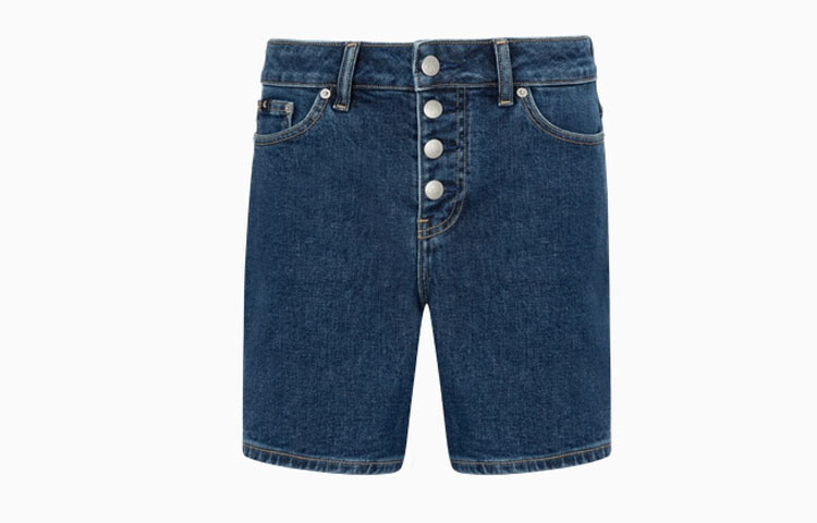 Джинсовые шорты женские темно-синие джинсовые Calvin Klein
Джинсовые шорты женские темно-синие джинсовые Calvin Klein