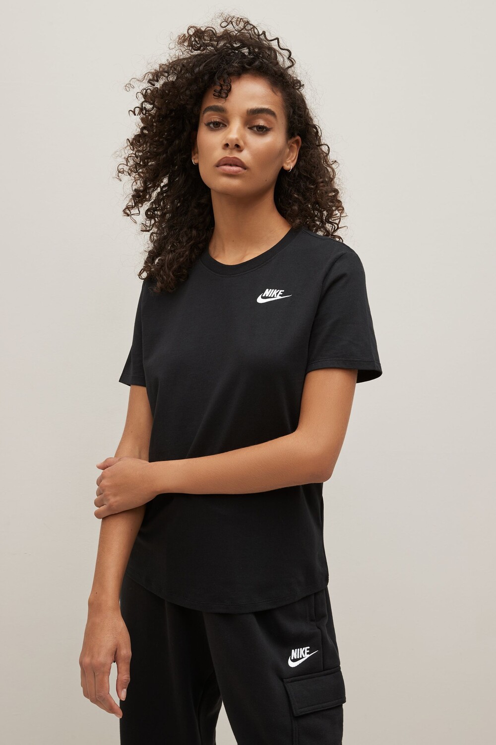 Футболка Club Essentials Nike, черный
Футболка Club Essentials Nike, черный