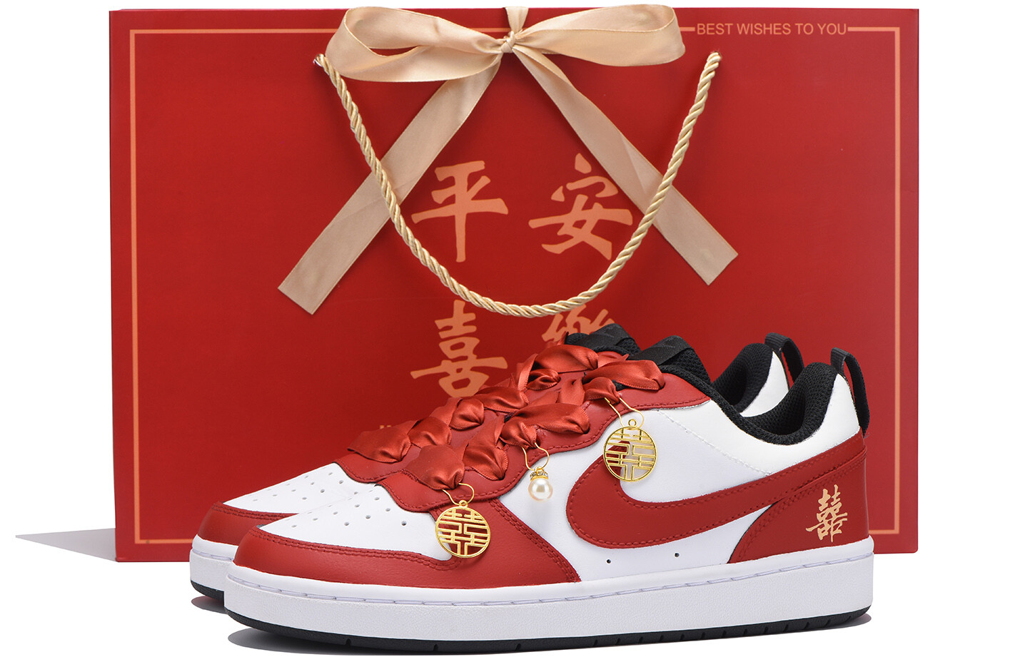 Кроссовки Nike Court Borough Kids' Skateboarding Shoes Grade School, красный
Кроссовки Nike Court Borough Kids' Skateboarding Shoes Grade School, красный