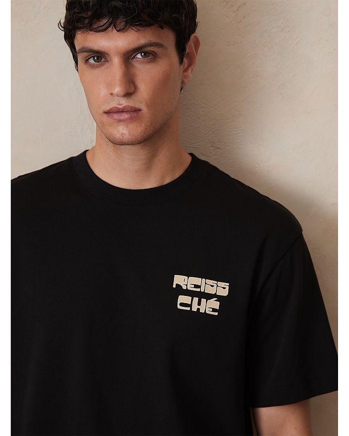 Футболка CHE с принтом Roda Palm REISS, черный
Футболка CHE с принтом Roda Palm REISS, черный