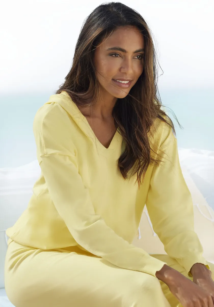 LASCANA вязаный свитер "толстовка с капюшоном" из мягкой смесовой вискозы, одежда для дома, желтый
LASCANA вязаный свитер "толстовка с капюшоном" из мягкой смесовой вискозы, одежда для дома, желтый