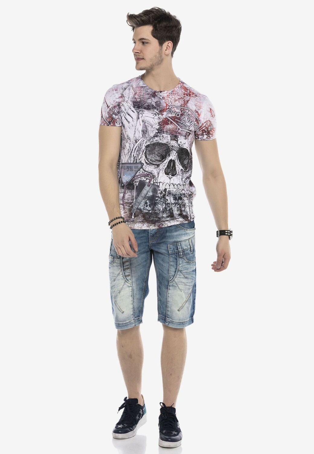 Шорты спортивного дизайна CIPO & BAXX, синий
Шорты спортивного дизайна CIPO & BAXX, синий