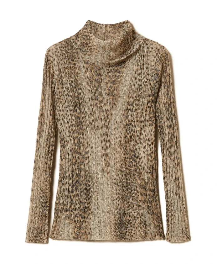 Коричневый свитер, стильный и уютный дизайн. Twinset, коричневый
Коричневый свитер, стильный и уютный дизайн. Twinset, коричневый