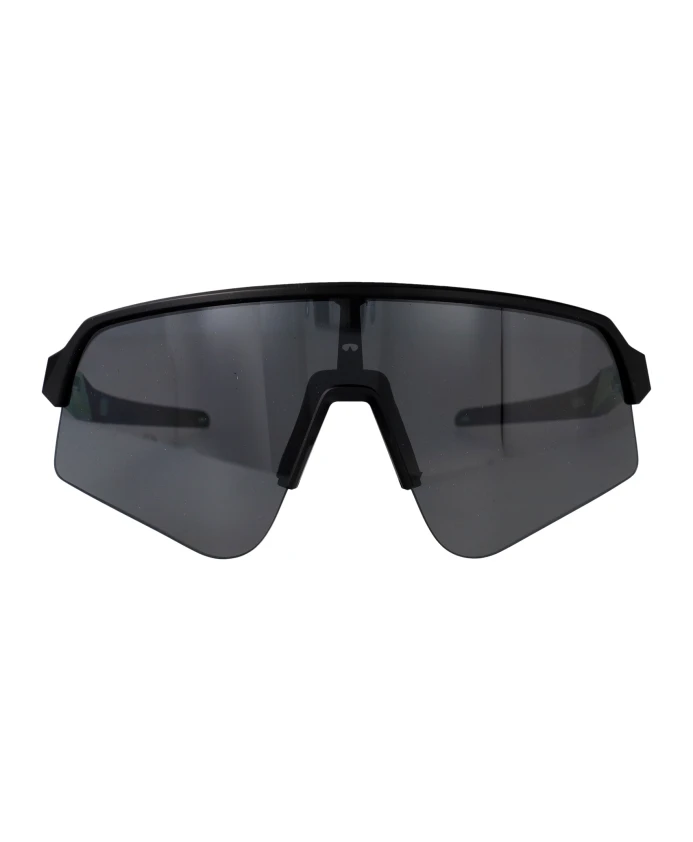Солнцезащитные очки Sutro Lite Sweep Oakley, черный
Солнцезащитные очки Sutro Lite Sweep Oakley, черный