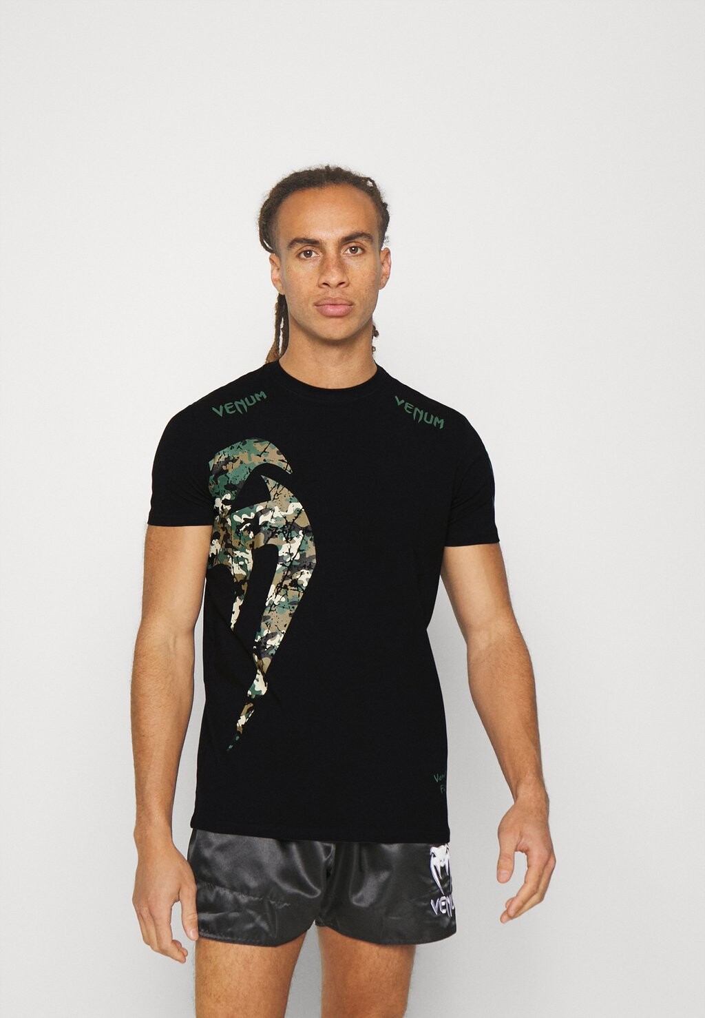 Рубашка с принтом Venum ORIGINAL GIANT, цвет Black/Forest, Черный, Рубашка с принтом Venum ORIGINAL GIANT, цвет Black/Forest
Рубашка с принтом Venum ORIGINAL GIANT, цвет Black/Forest, Черный, Рубашка с принтом Venum ORIGINAL GIANT, цвет Black/Forest