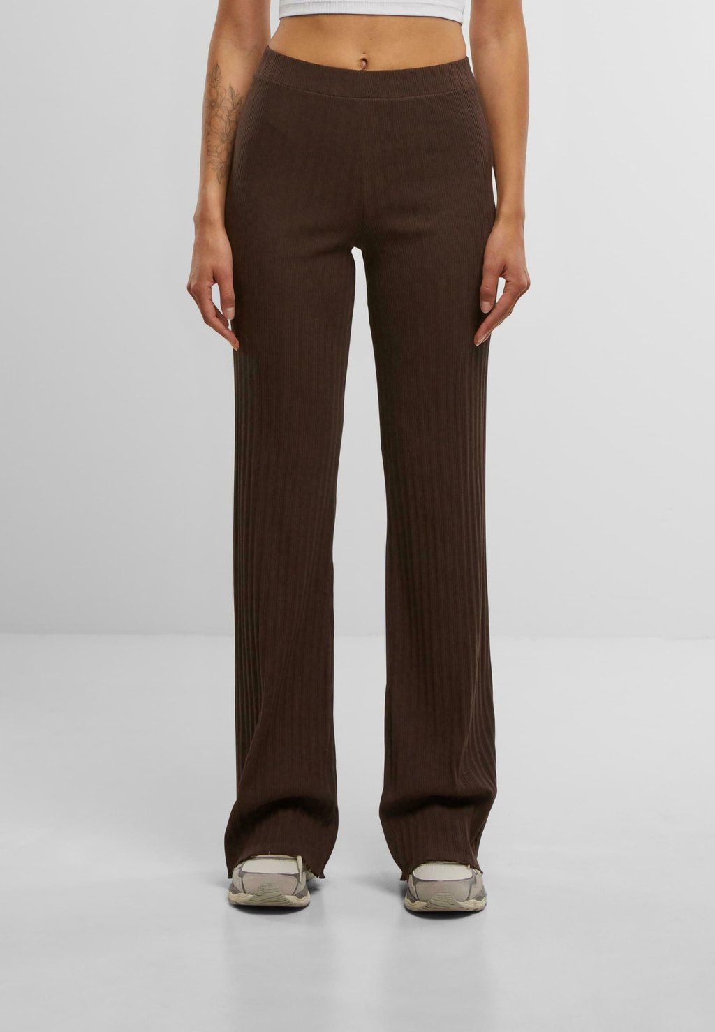 Брюки LYLE OH APRIL, темно-коричневый
Брюки LYLE OH APRIL, темно-коричневый