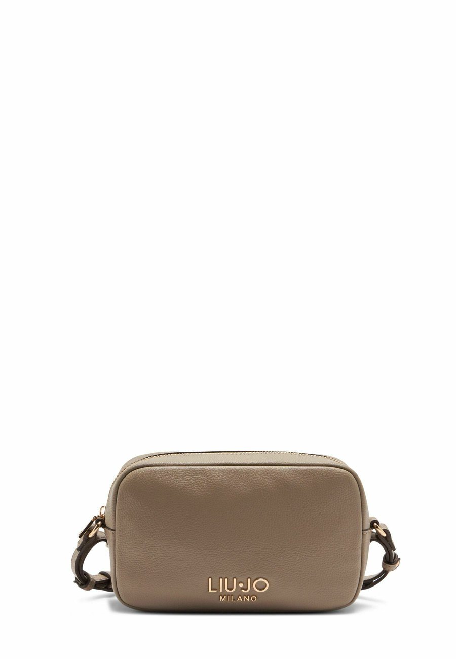 Сумка кросс-боди LIU JO Cross body bag, Beige
Сумка кросс-боди LIU JO Cross body bag, Beige