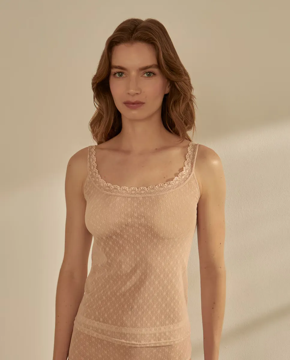 Женская майка с кружевом Janira, цвет Natural
Женская майка с кружевом Janira, цвет Natural