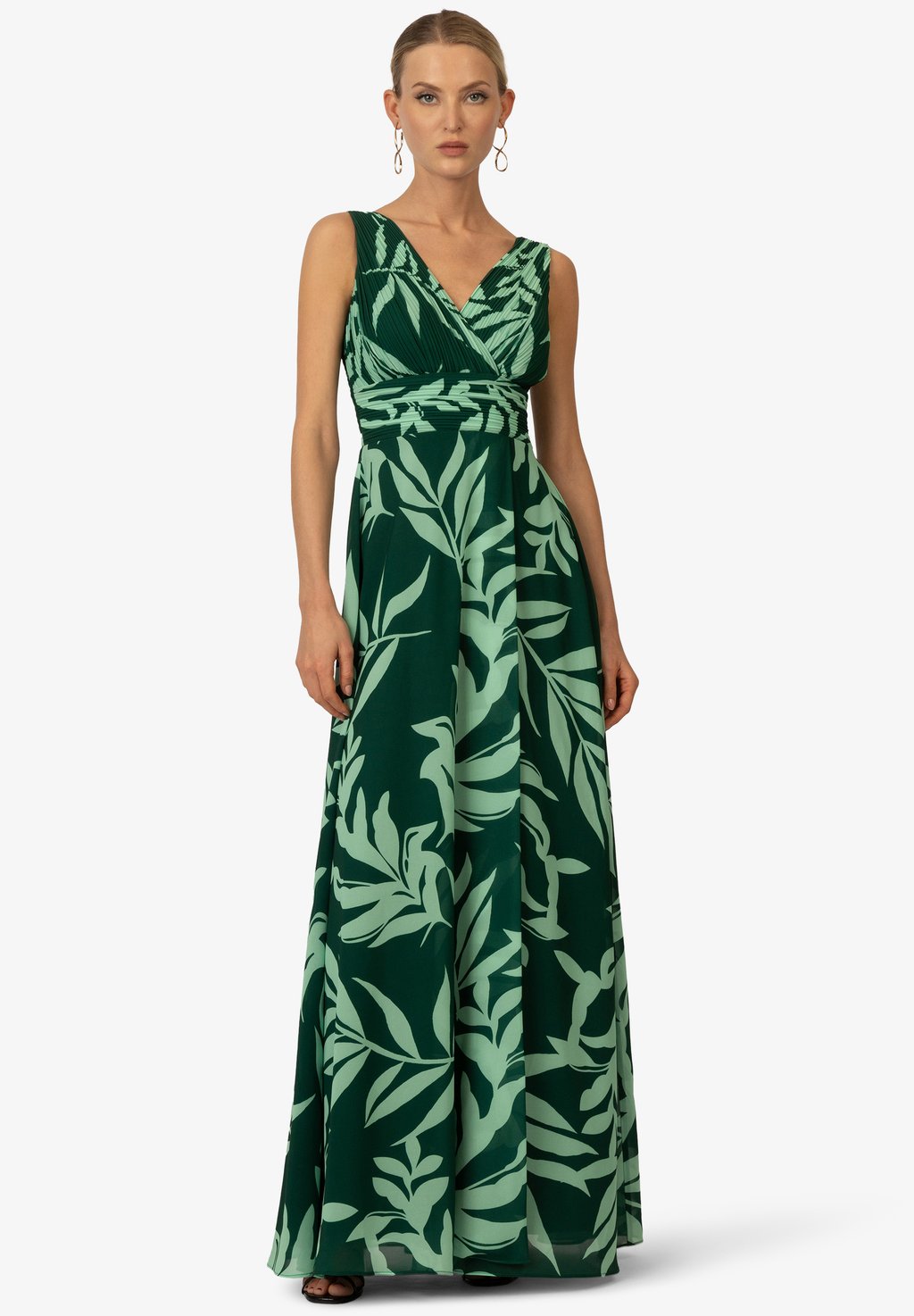 Платье ABEND Kraimod, темно-зеленый
Платье ABEND Kraimod, темно-зеленый