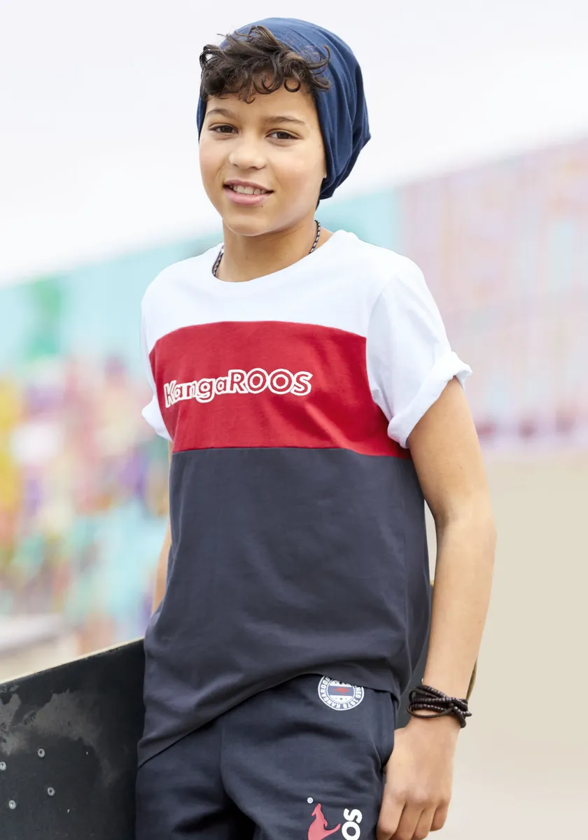 Футболка KangaROOS "в стиле колор-блок", синий
Футболка KangaROOS "в стиле колор-блок", синий