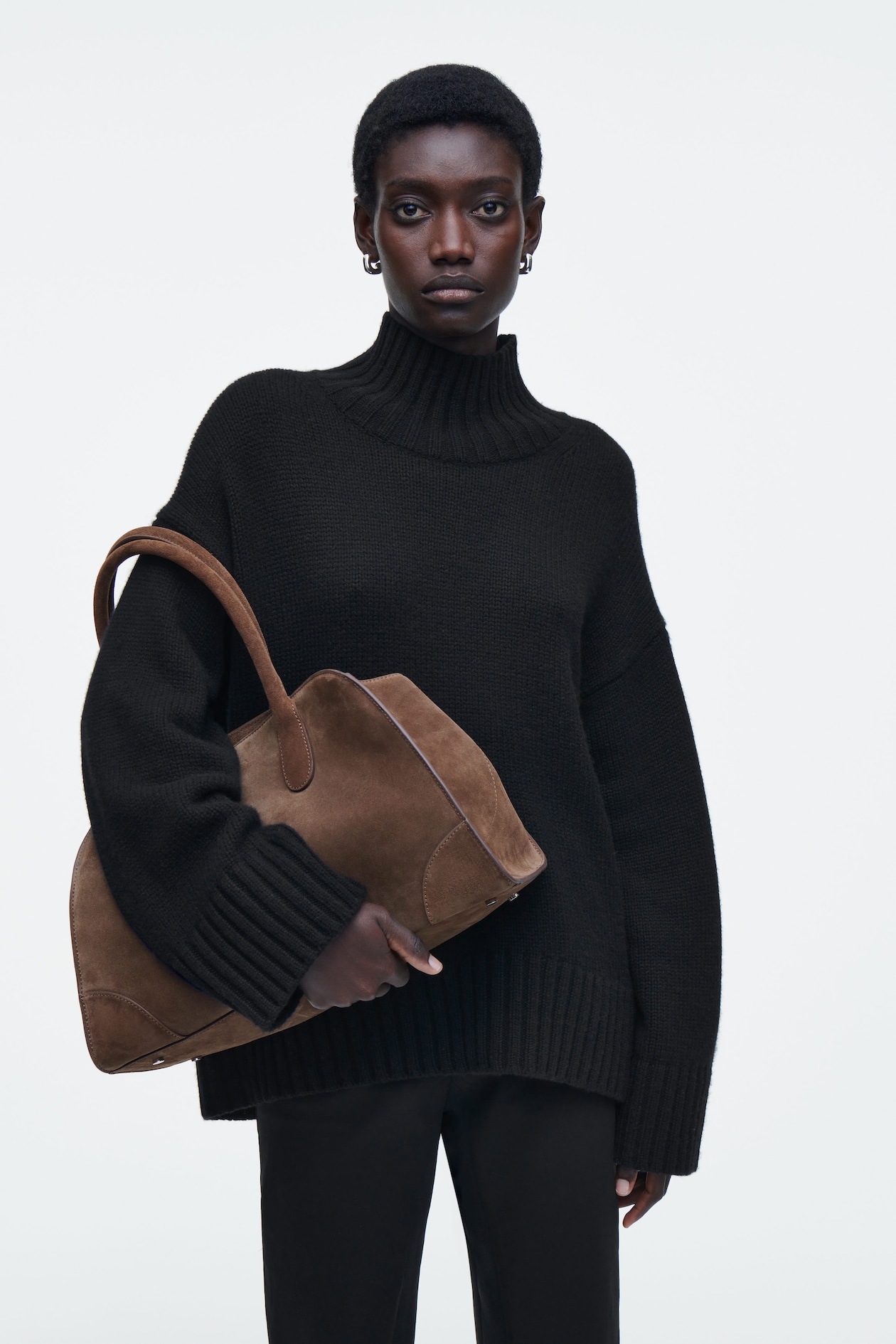 Кожаная маленькая студийная сумка для боулинга COS, коричневый
Кожаная маленькая студийная сумка для боулинга COS, коричневый