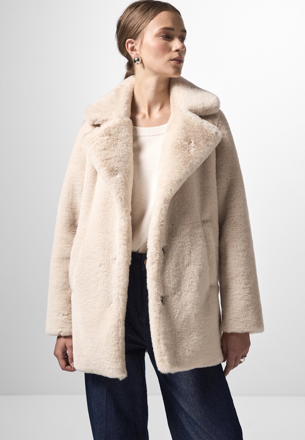 Зимнее пальто Street One Studio, бежевый
Зимнее пальто Street One Studio, бежевый