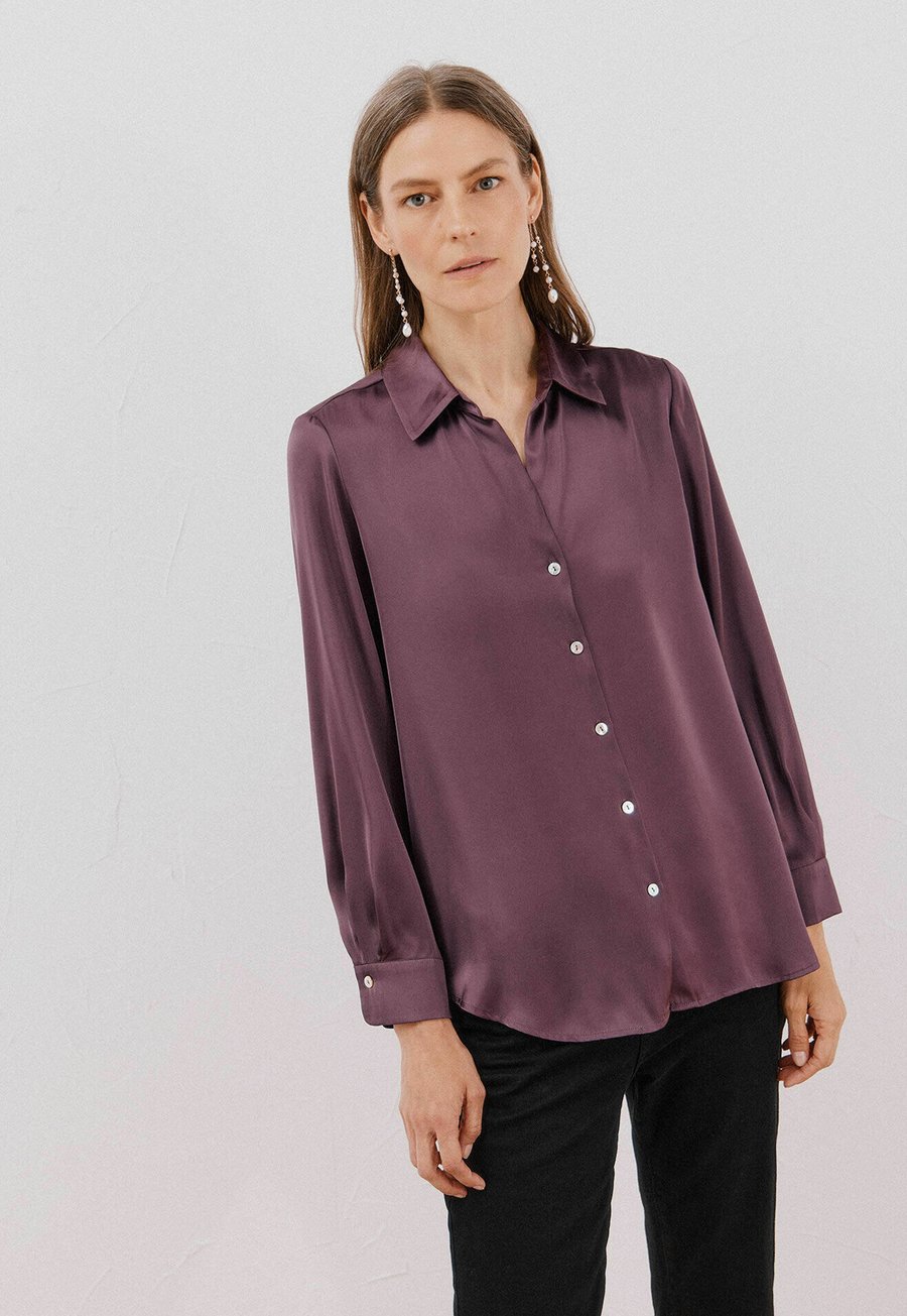 Блуза Cortefiel Button-down blouse, Dark Purple
Блуза Cortefiel Button-down blouse, Dark Purple