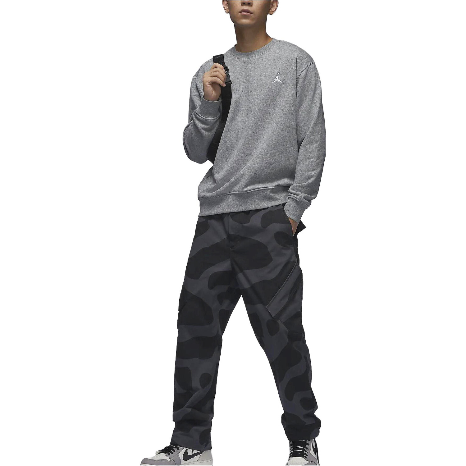 Мужские повседневные брюки Jordan, цвет Black
Мужские повседневные брюки Jordan, цвет Black