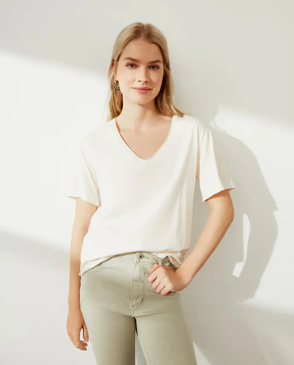 Футболка женская с коротким рукавом и вышивкой Southern Cotton, цвет Blanco roto
Футболка женская с коротким рукавом и вышивкой Southern Cotton, цвет Blanco roto