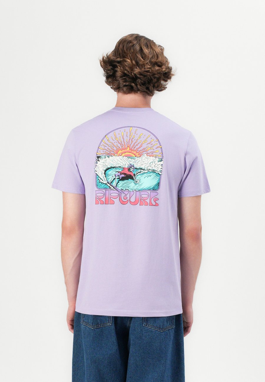 Футболка Rip Curl GRATEFUL SHRED UNISEX, Iced Lavender/Lilac, Красный, Футболка Rip Curl GRATEFUL SHRED UNISEX, Iced Lavender/Lilac
Футболка Rip Curl GRATEFUL SHRED UNISEX, Iced Lavender/Lilac, Красный, Футболка Rip Curl GRATEFUL SHRED UNISEX, Iced Lavender/Lilac
