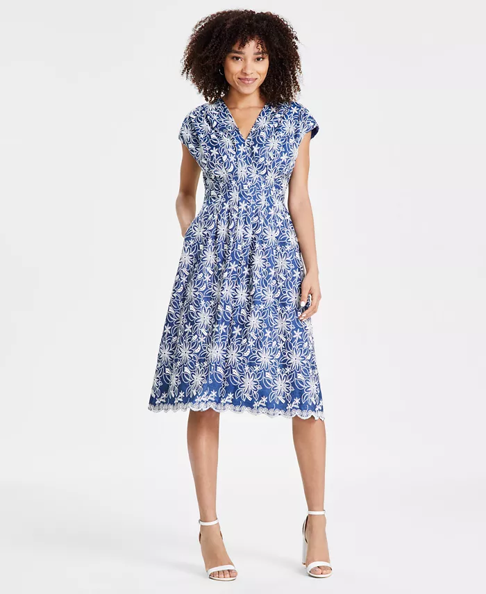 Женское вышитое джинсовое платье миди kensie, синий
Женское вышитое джинсовое платье миди kensie, синий