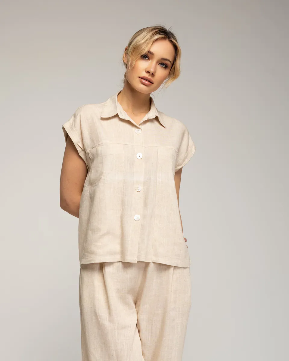 Женская льняная рубашка с нагрудными карманами Tantra, бежевый
Женская льняная рубашка с нагрудными карманами Tantra, бежевый