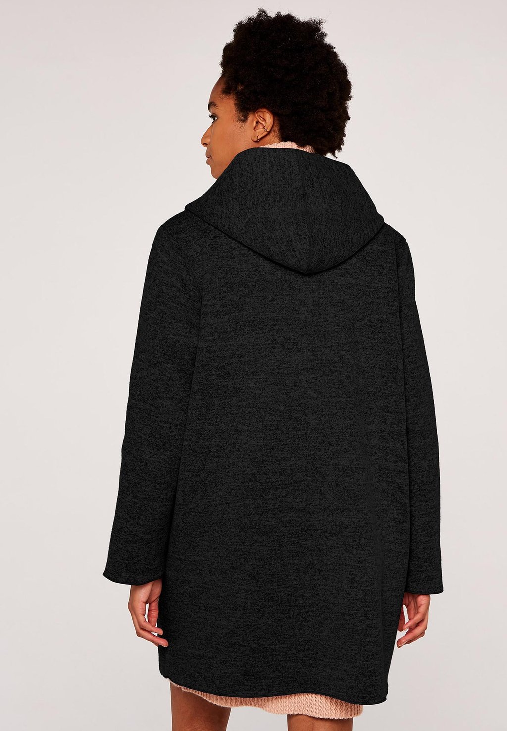 Кардиган HOODED Apricot, черный
Кардиган HOODED Apricot, черный