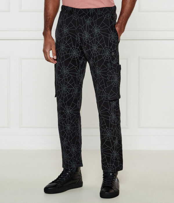 Спортивные штаны мужские Hugo с узором из паутины, черный
Спортивные штаны мужские Hugo с узором из паутины, черный