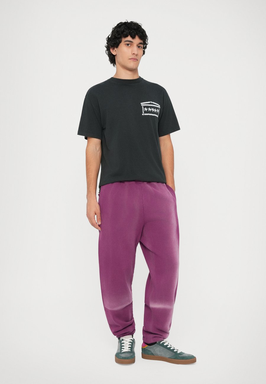 Футболка Aries STUDMEGGEDON TEE UNISEX, Black, Черный, Футболка Aries STUDMEGGEDON TEE UNISEX, Black
Футболка Aries STUDMEGGEDON TEE UNISEX, Black, Черный, Футболка Aries STUDMEGGEDON TEE UNISEX, Black