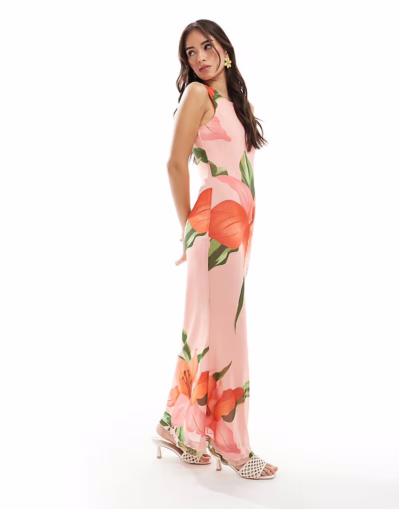 Платье Vero Moda без рукавов из сетчатой ткани со швом спереди и пышным цветочным принтом в виде гибискуса
Платье Vero Moda без рукавов из сетчатой ткани со швом спереди и пышным цветочным принтом в виде гибискуса